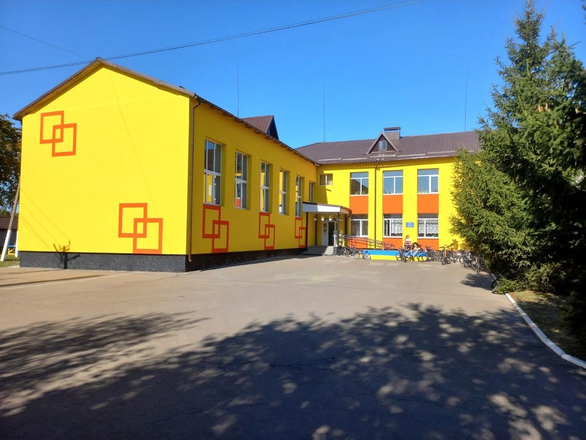 Утеплення фасаду будівлі в селі Іванівка